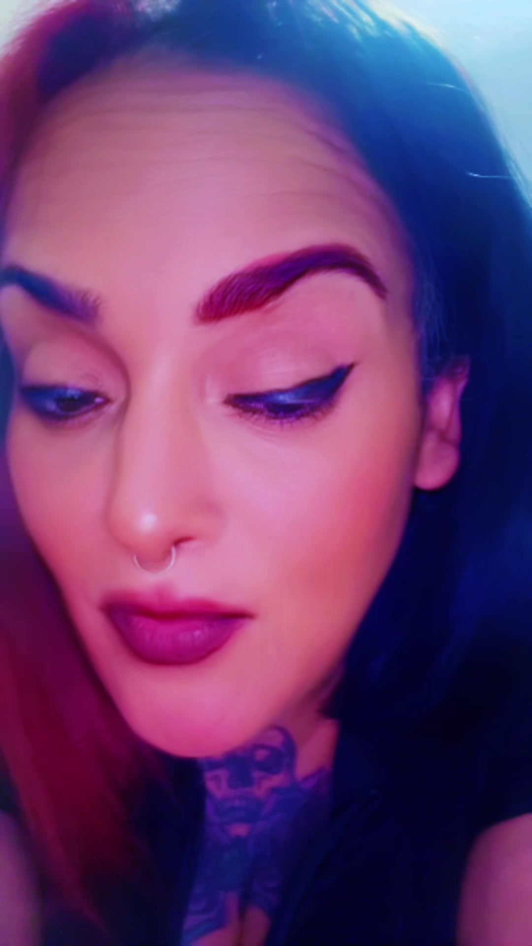@Bombbeauty