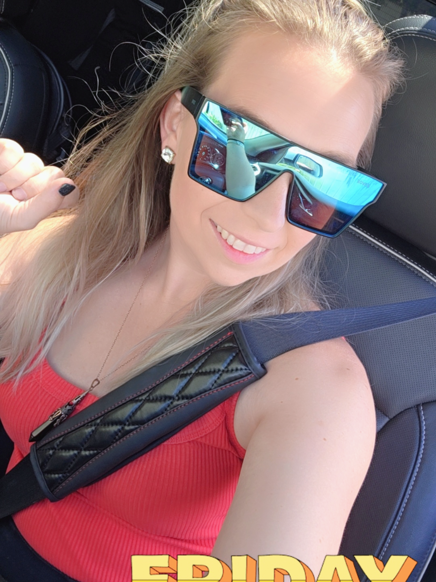 @SexyAndz