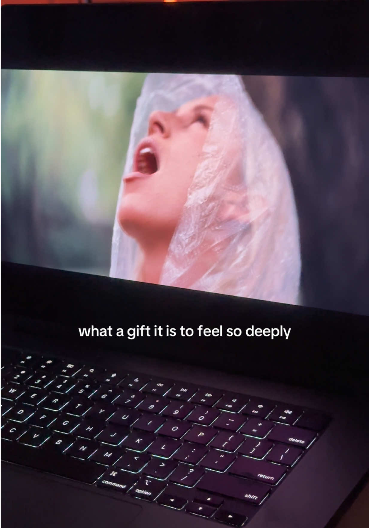 @NICOLE GRACE