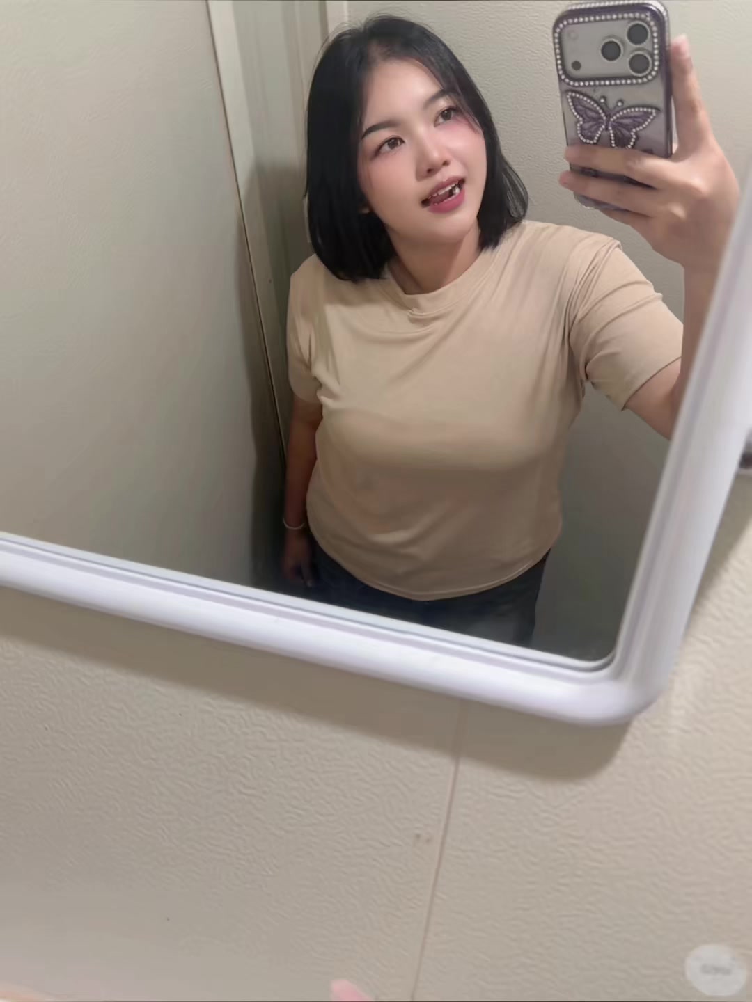 @เนยนี่มักกินโกโก้ (ใหม่)🧋🥰