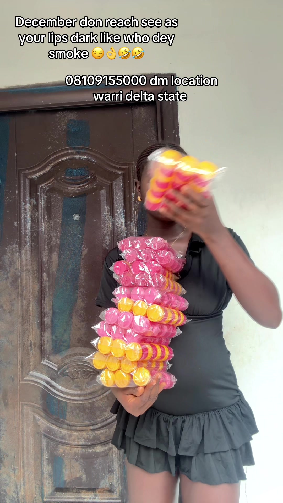 @Pink lip vendor in Warri ๐๐
