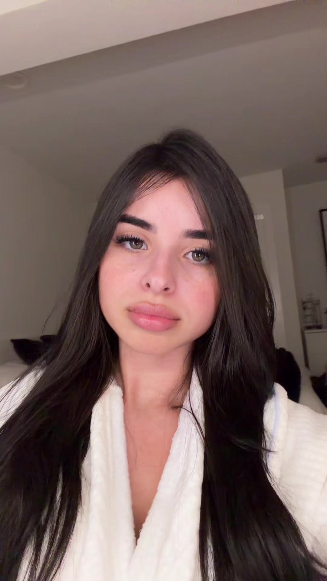 @vickyguez