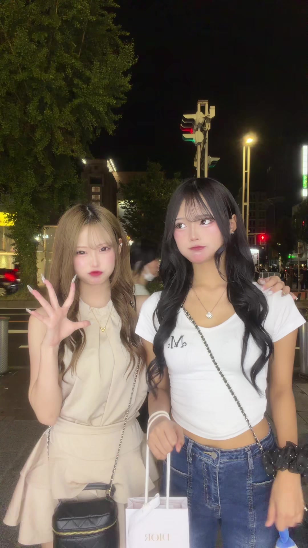 @なー