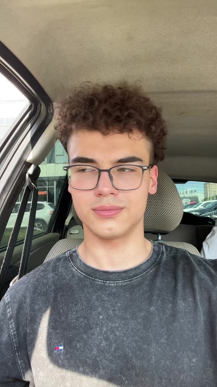 @g_oniks