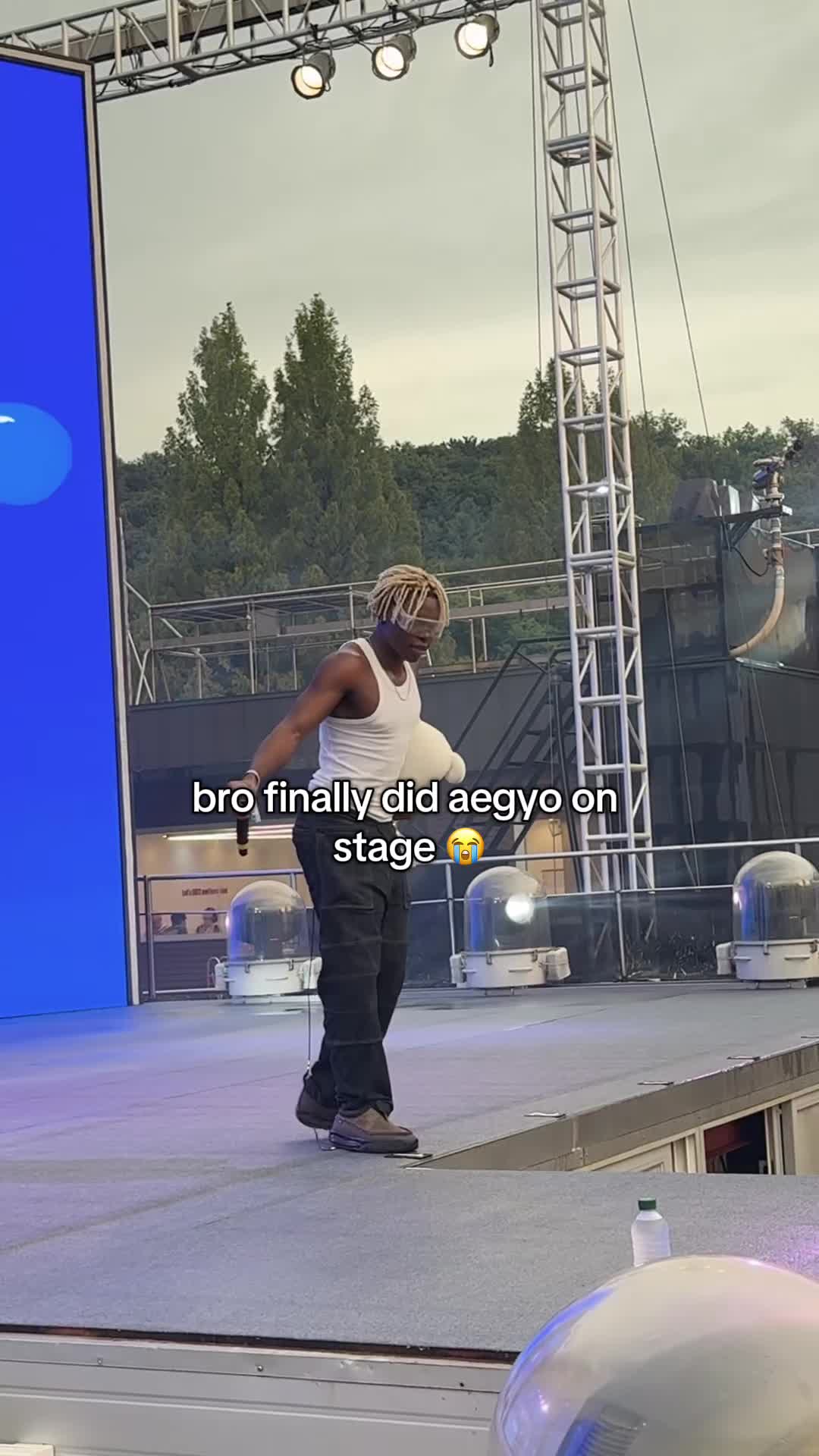 @Peek