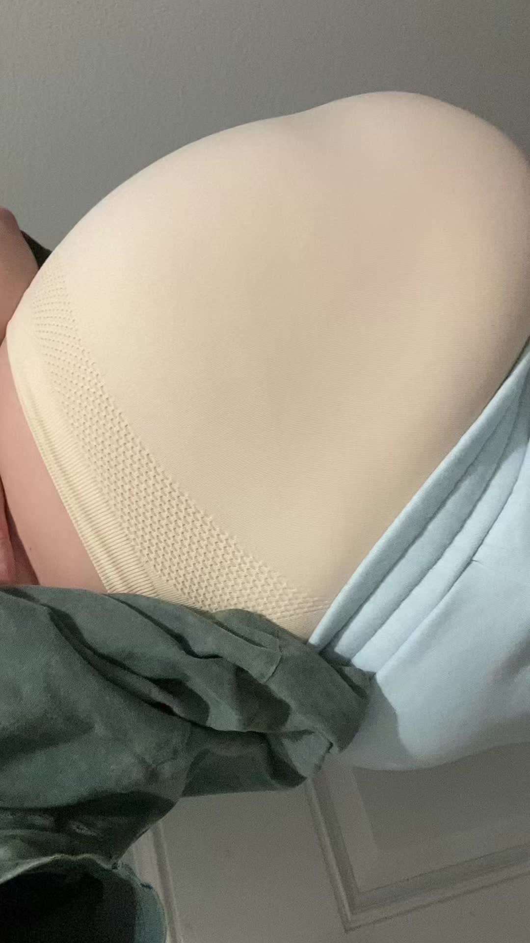 @Pregnantmadison