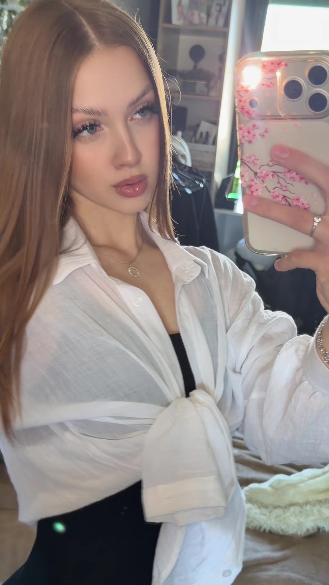 @victoria_meller