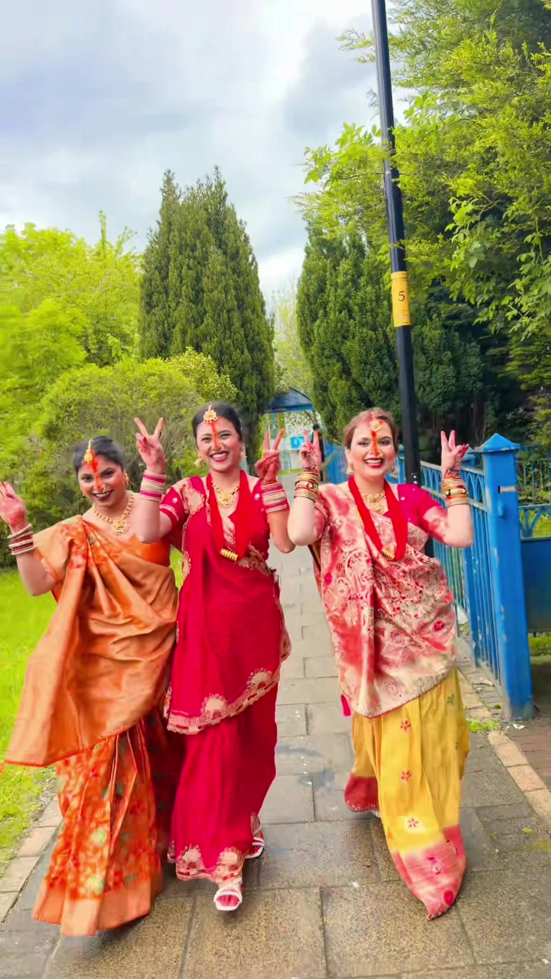 @Radhika❤️Rajesh🧿🇳🇵🇬🇧