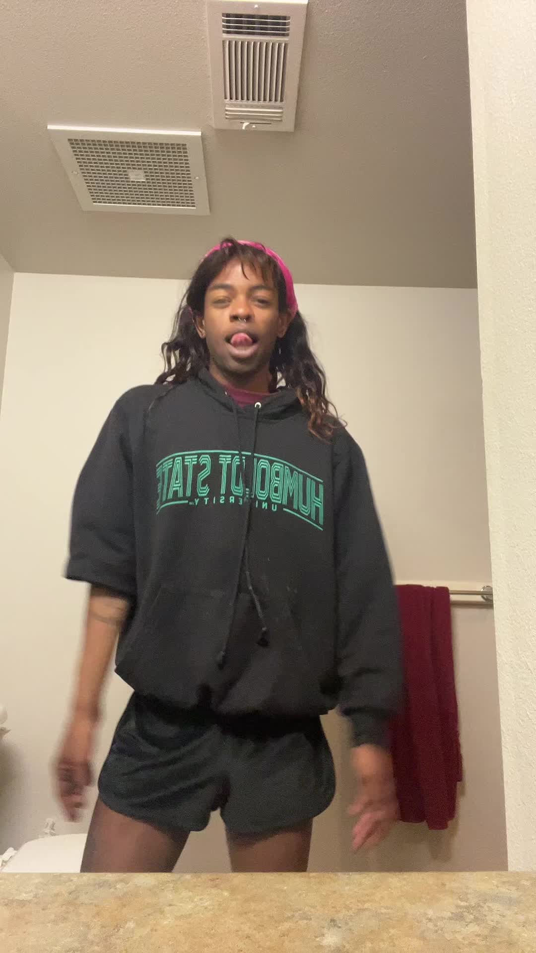 @MJ