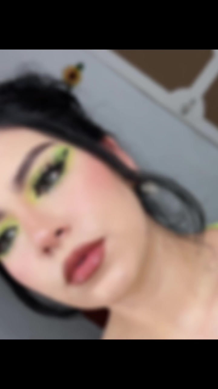 @Luz Estrada 🐺🖤