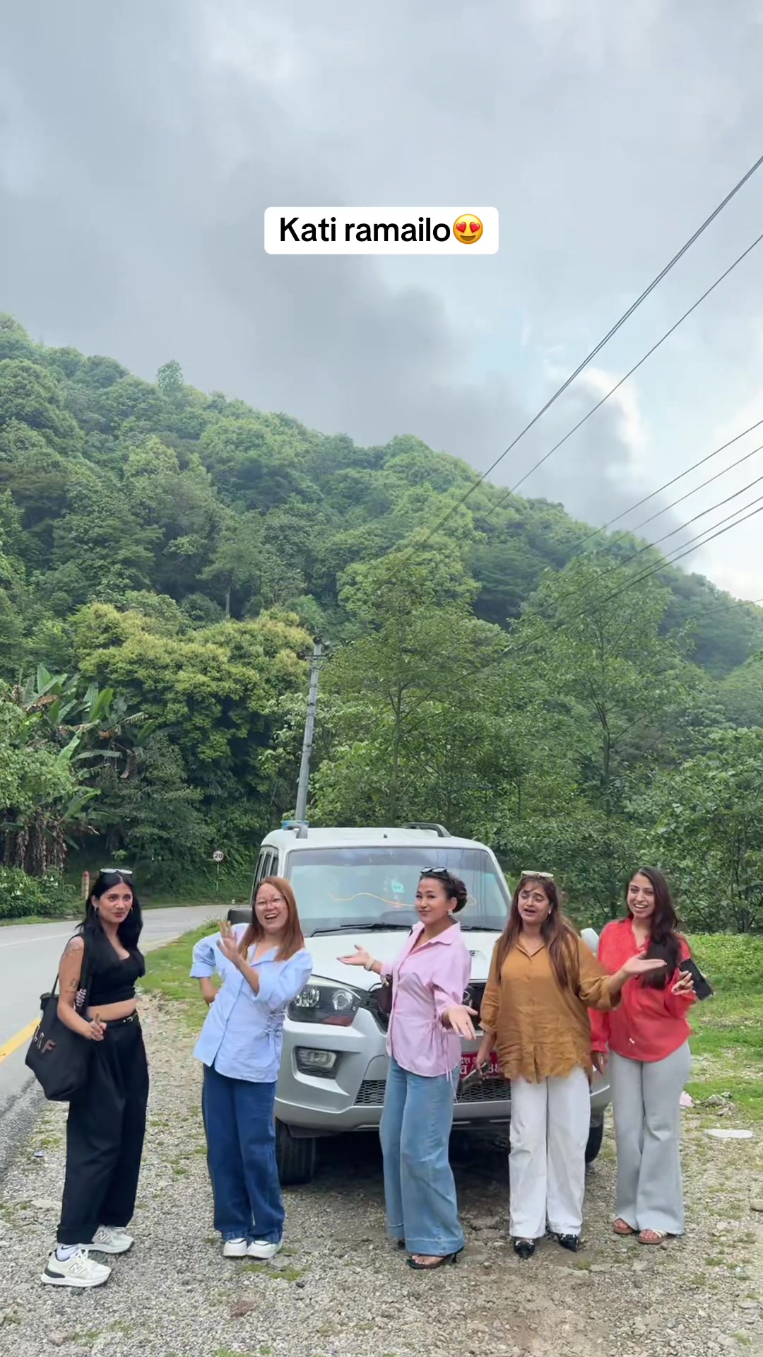 @Aruna limbu(deuja)🙏❤️