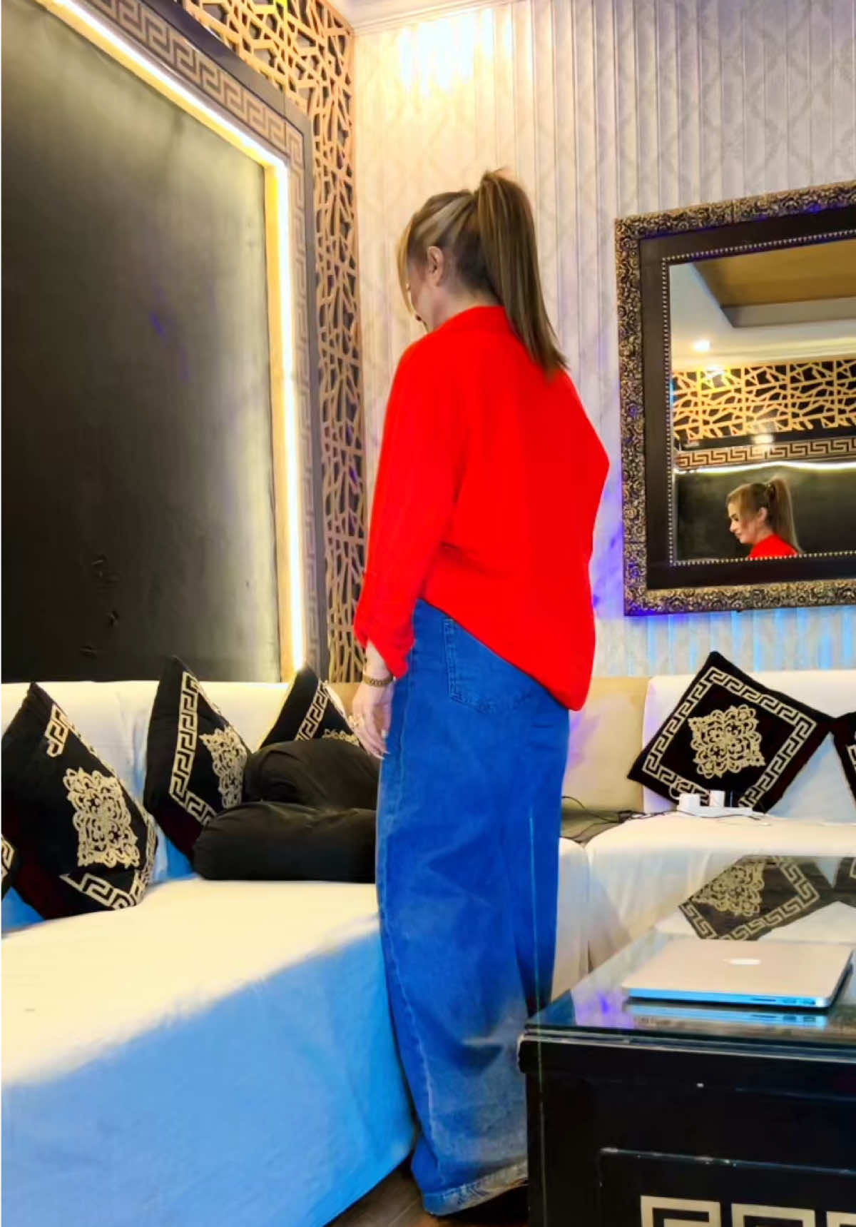 @Honey Shahzadi
