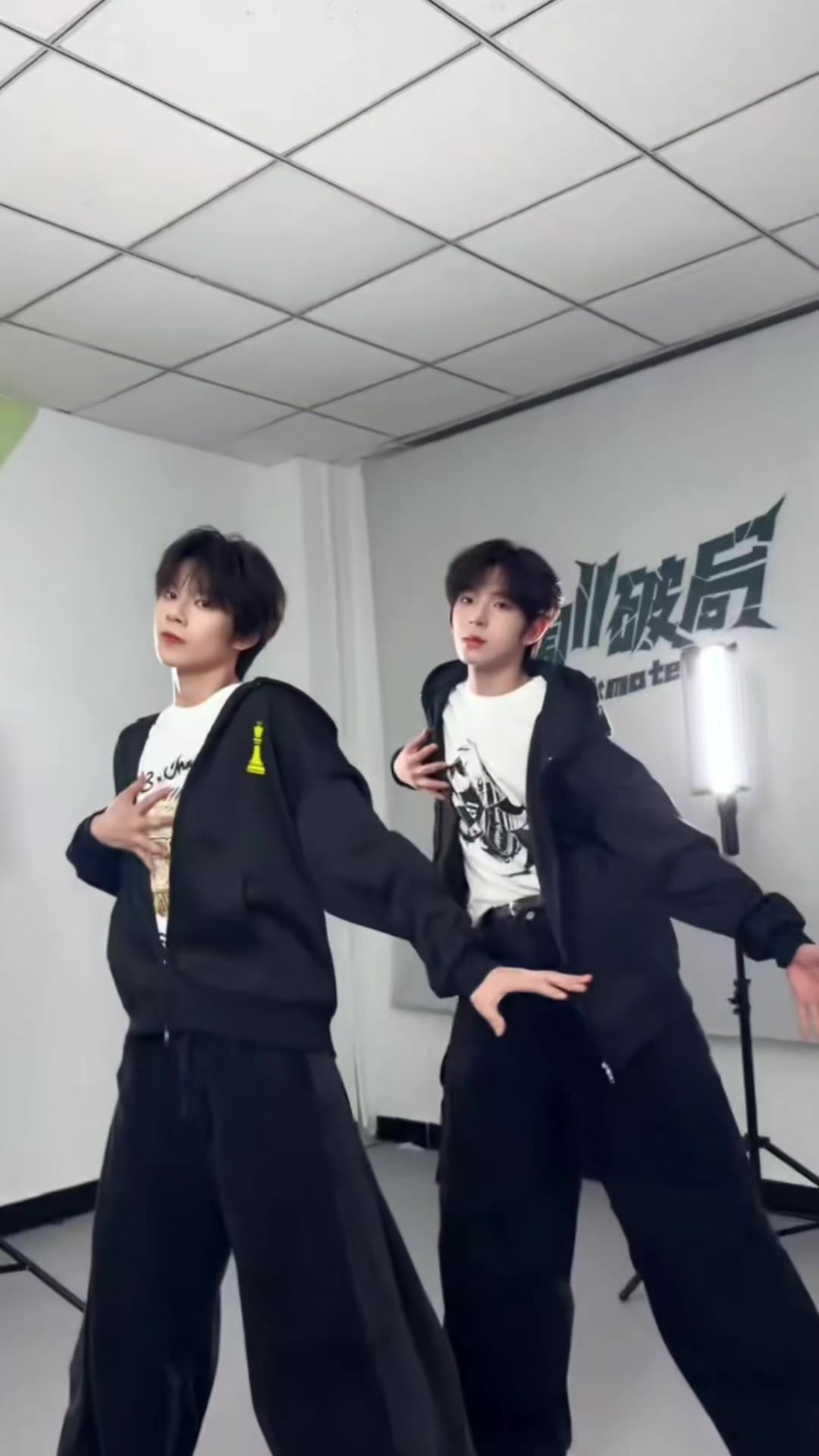 @🇨🇳✨️fan deTF家族喬納森🍁🎀