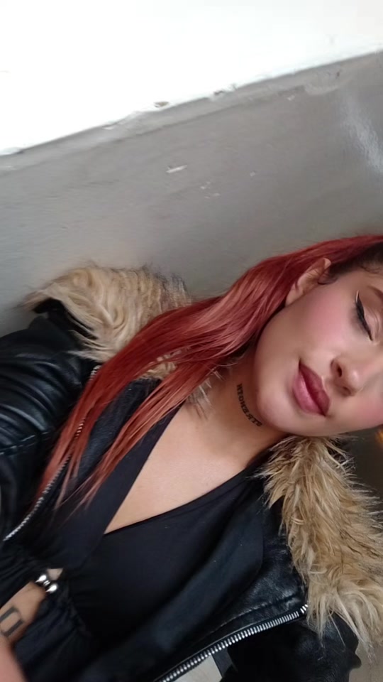 @laura daniela.08.