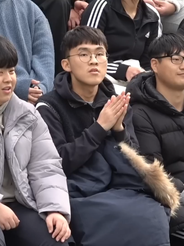 @Watch Korea 🎶 🇰🇷