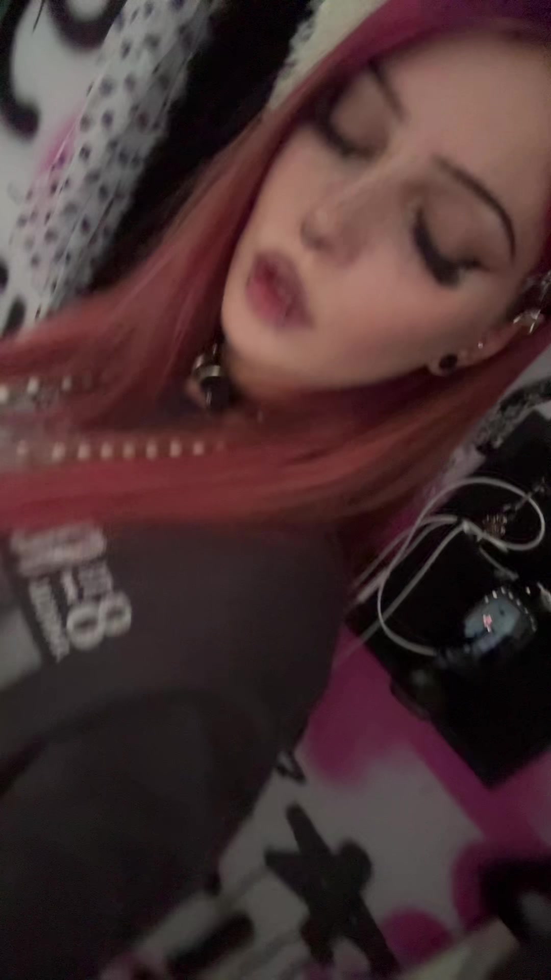 @R4
