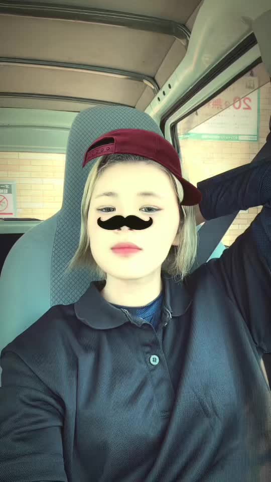@ᑕᕼI🦋