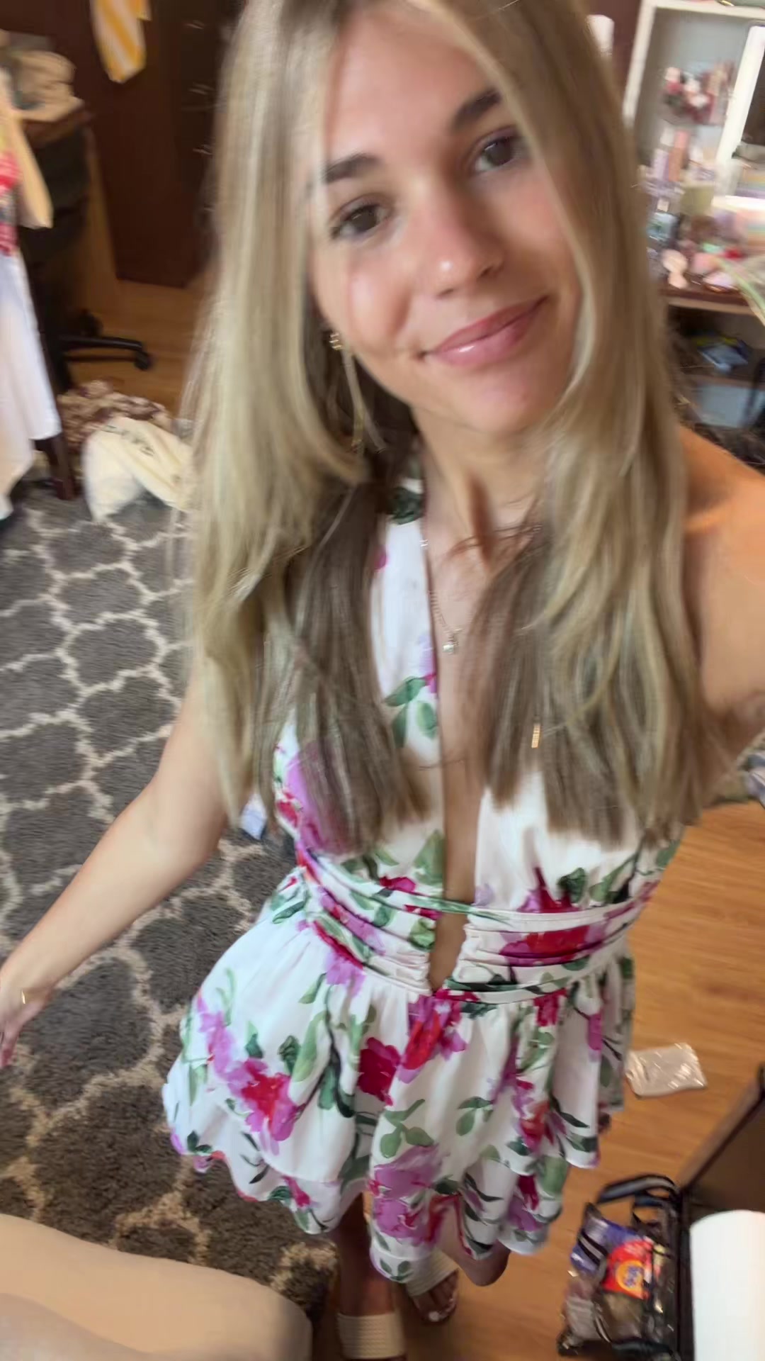 @😻