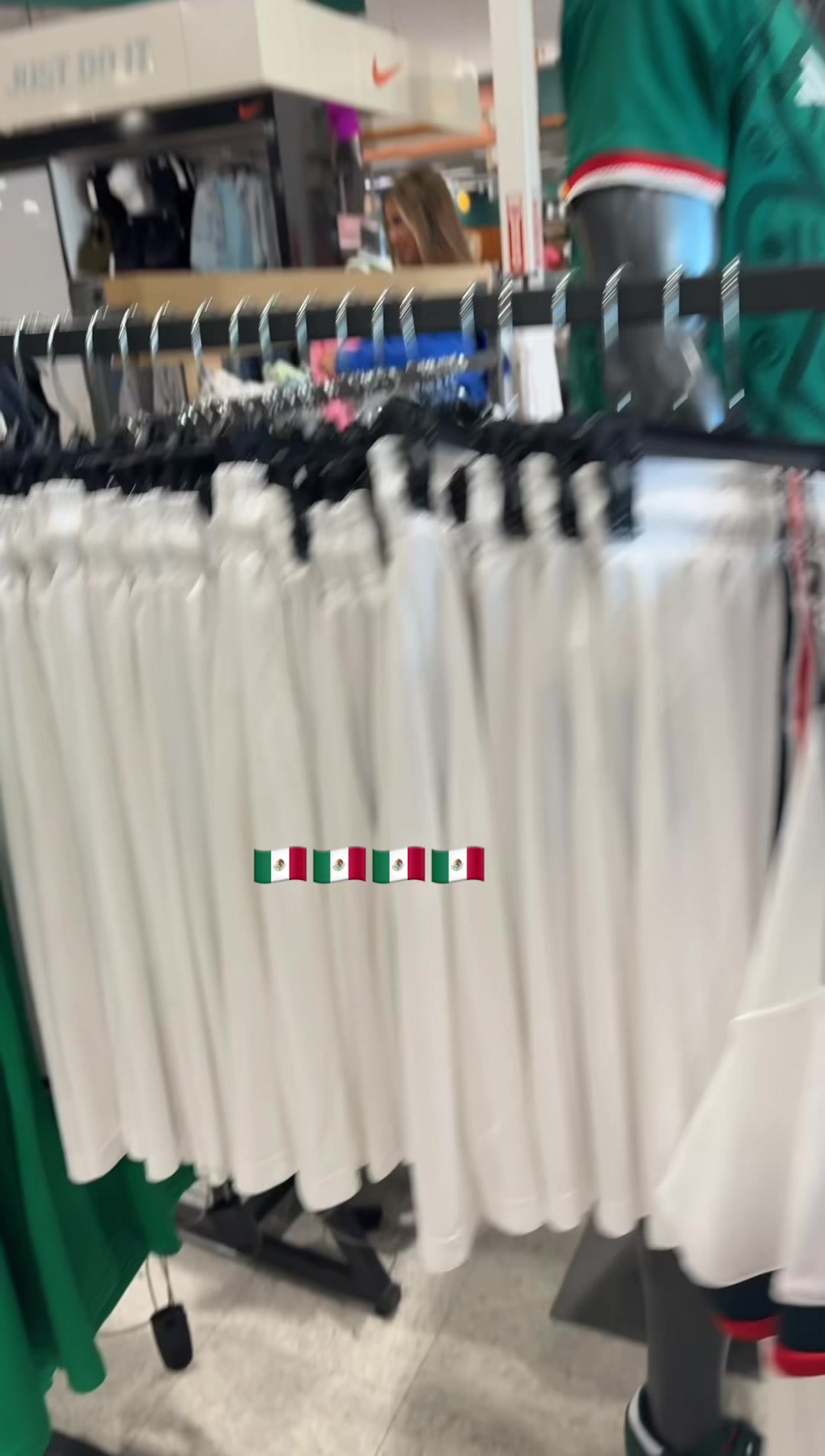 @Bianca E Luna