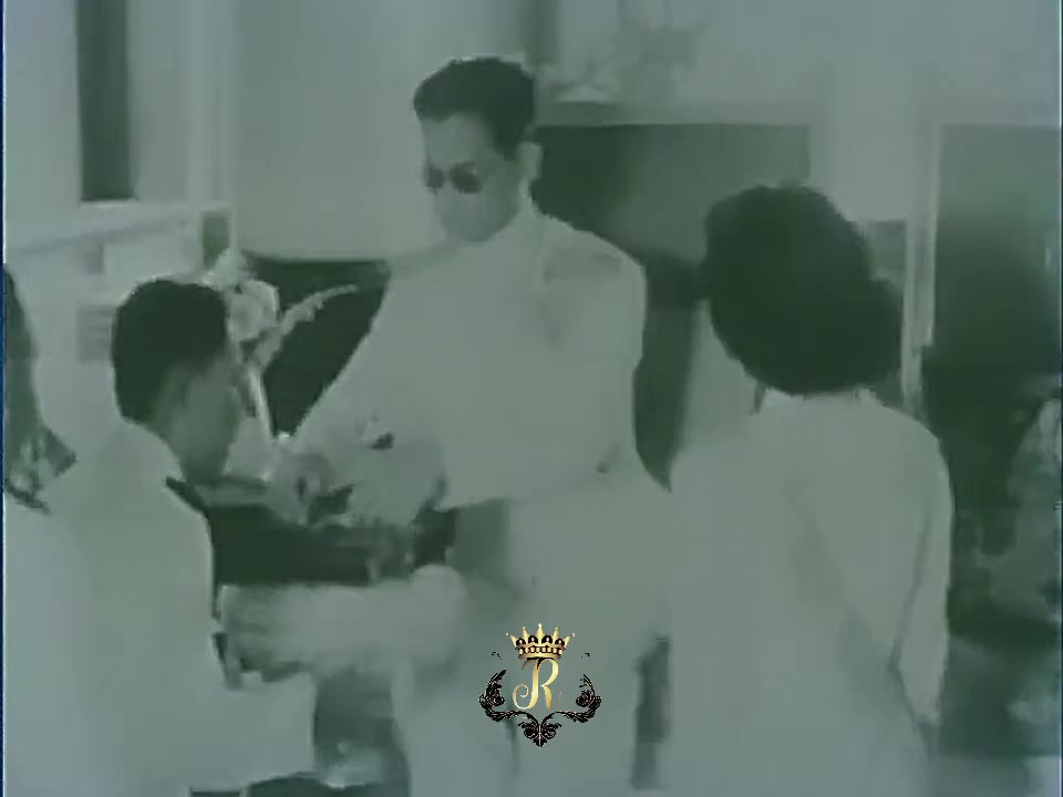@𝑹𝒐𝒚𝒂𝒍 𝑶𝒇𝒇𝒄𝒊𝒂𝒍 ⚜️