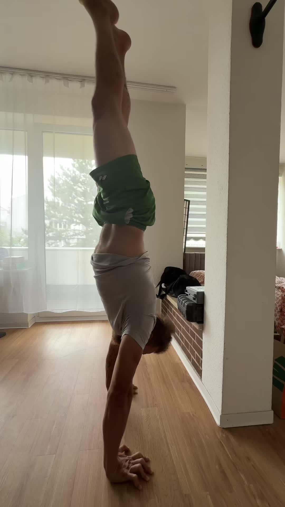 @Captain_Backflip