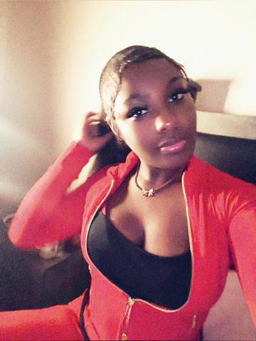 @Breonni