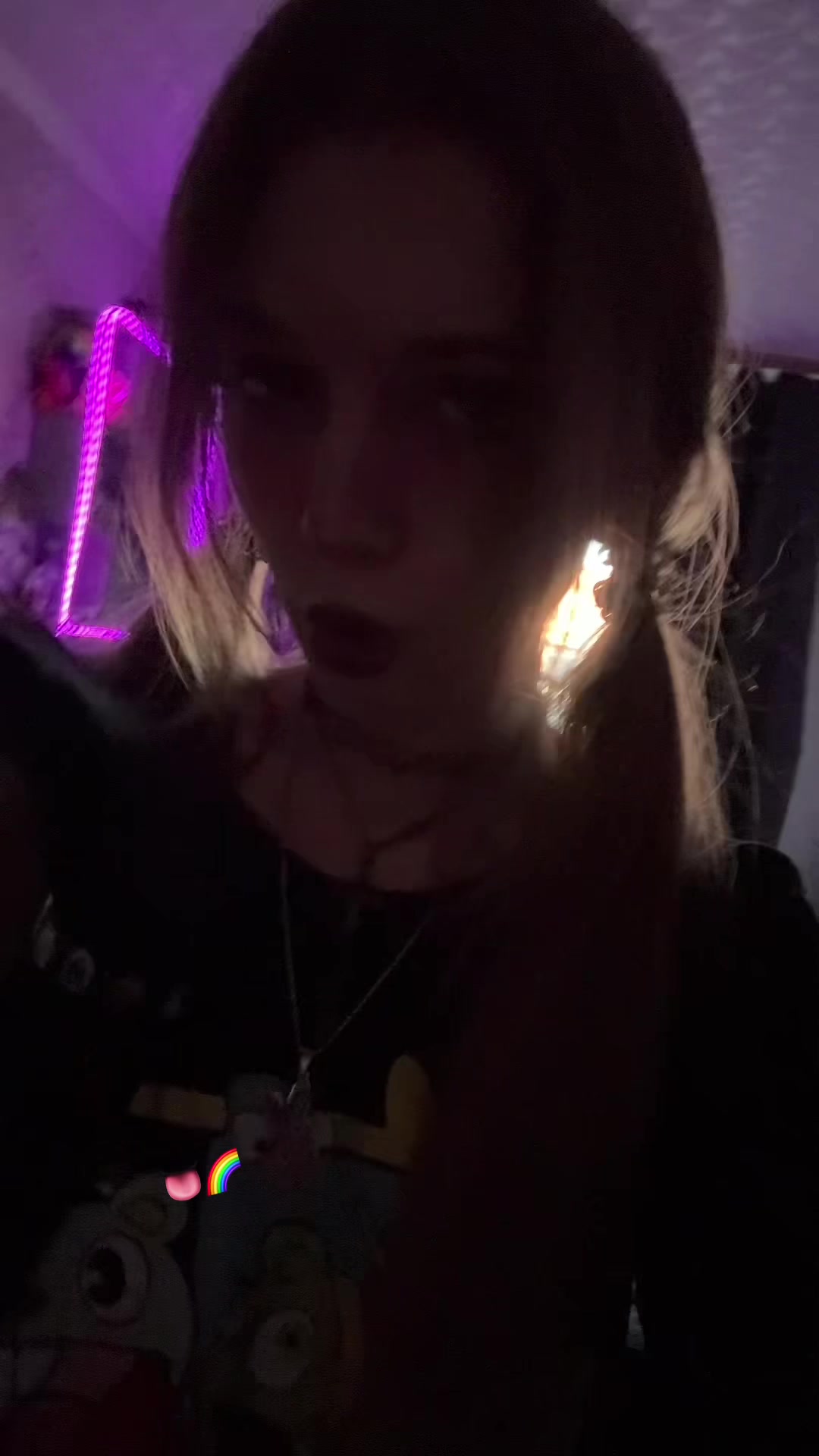 @:33
