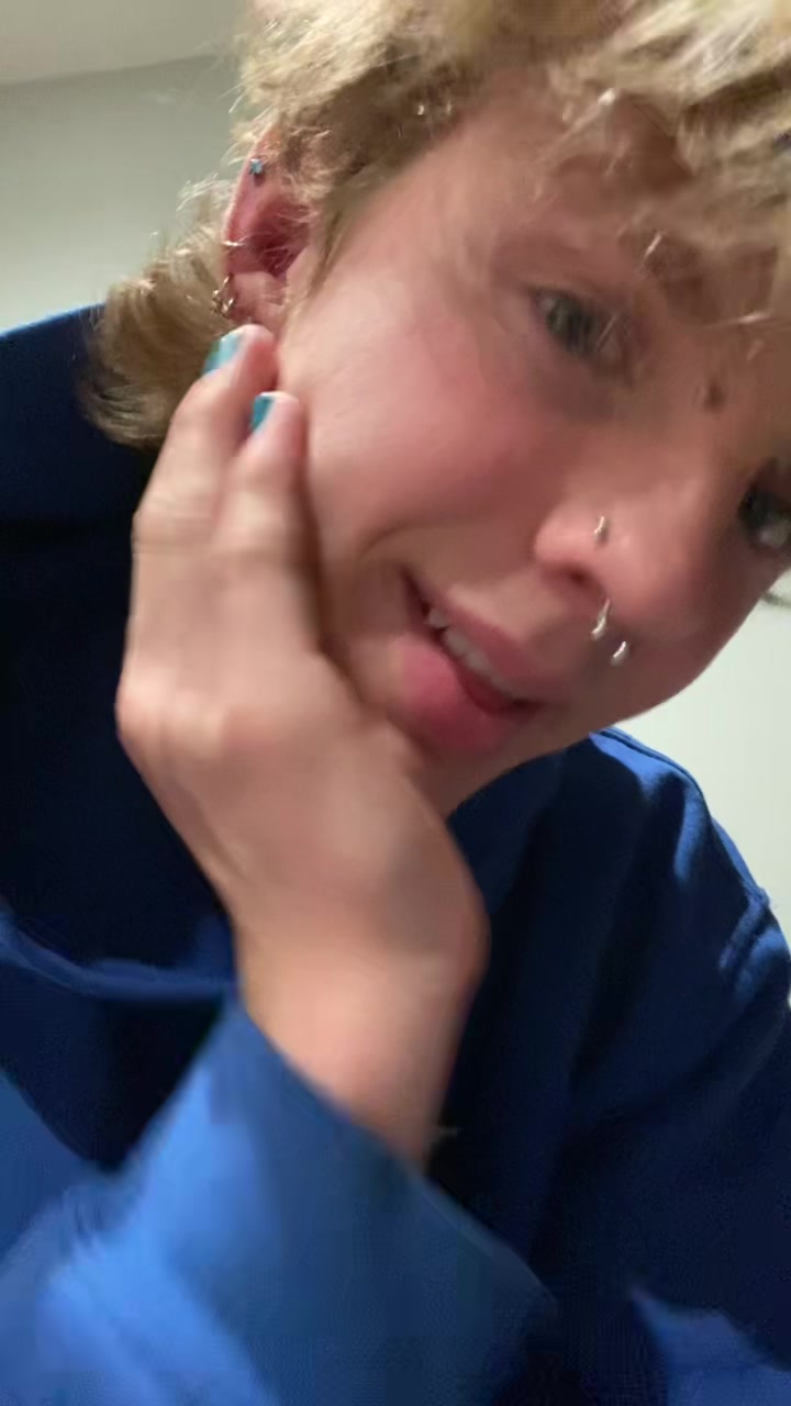 @Kanyunar ☮️
