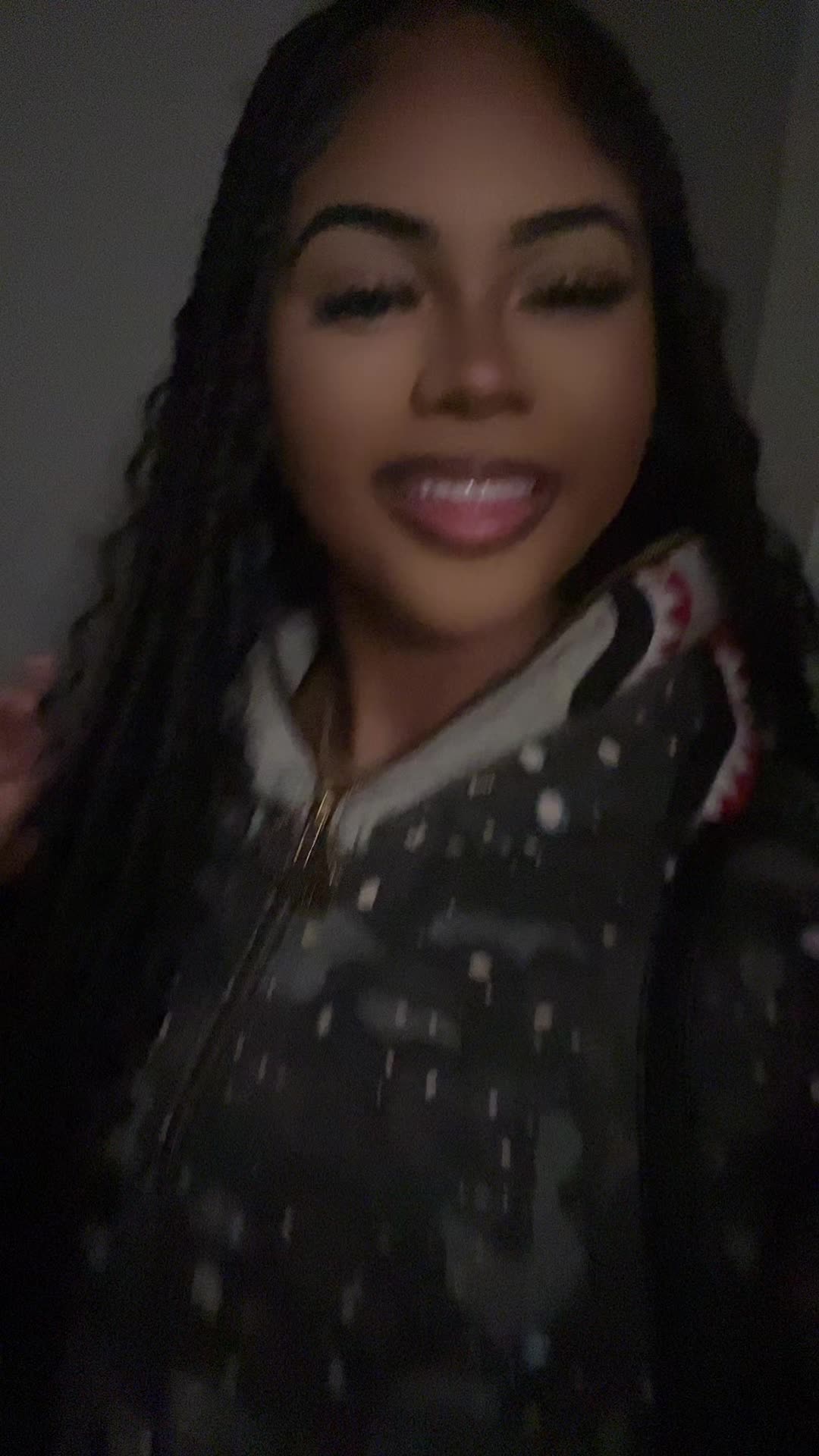@🖤