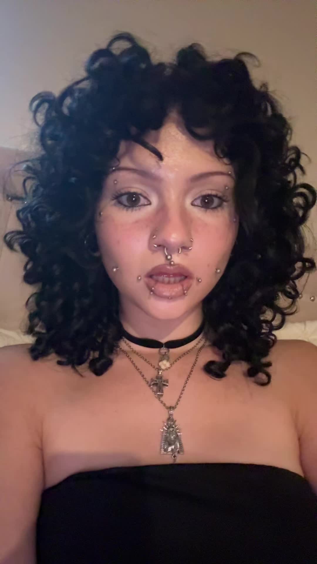 @miss.porcelain_