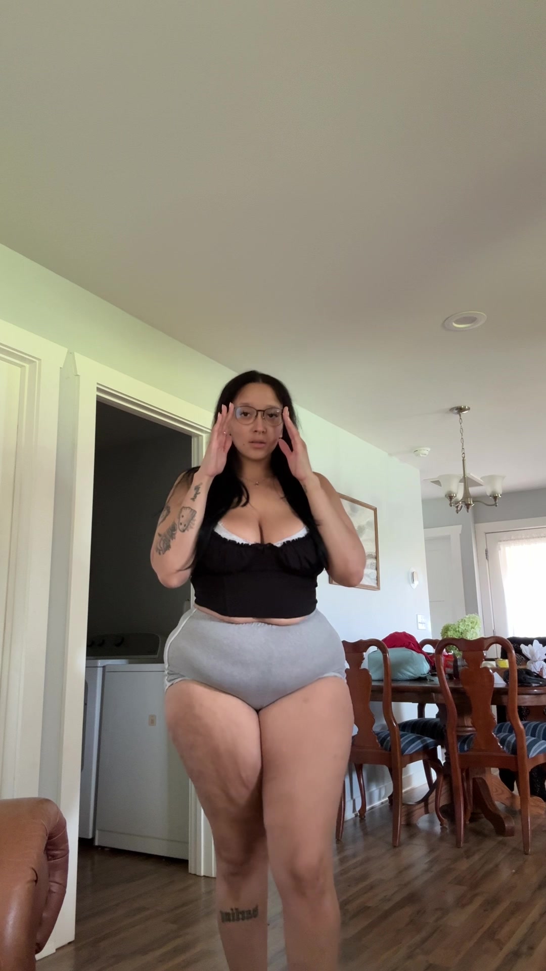 @mokuzailane