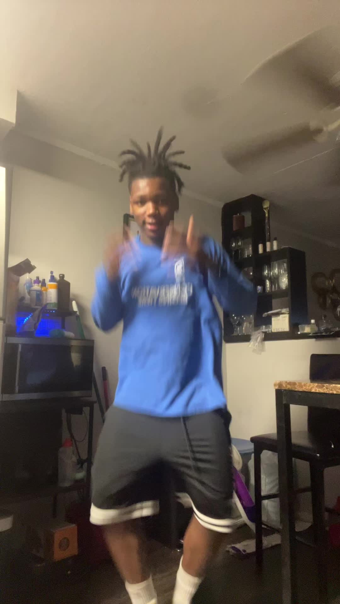 @vllanarcj🇬🇭