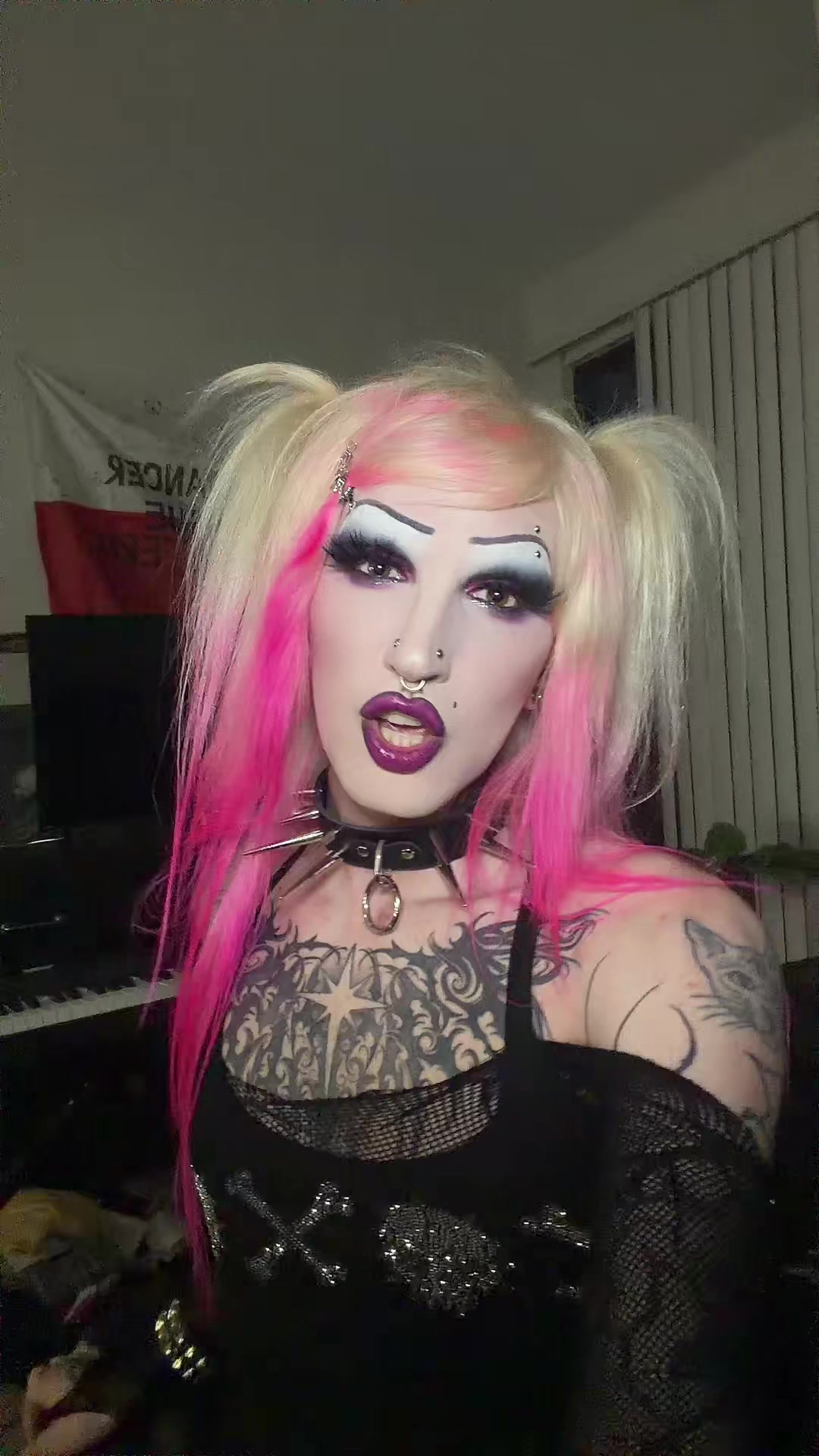 @6arelyhuman