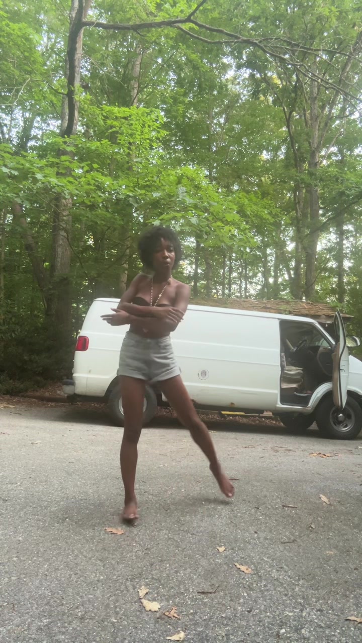@999