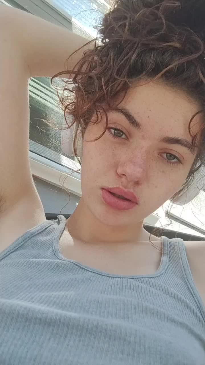 @eliana marie💛