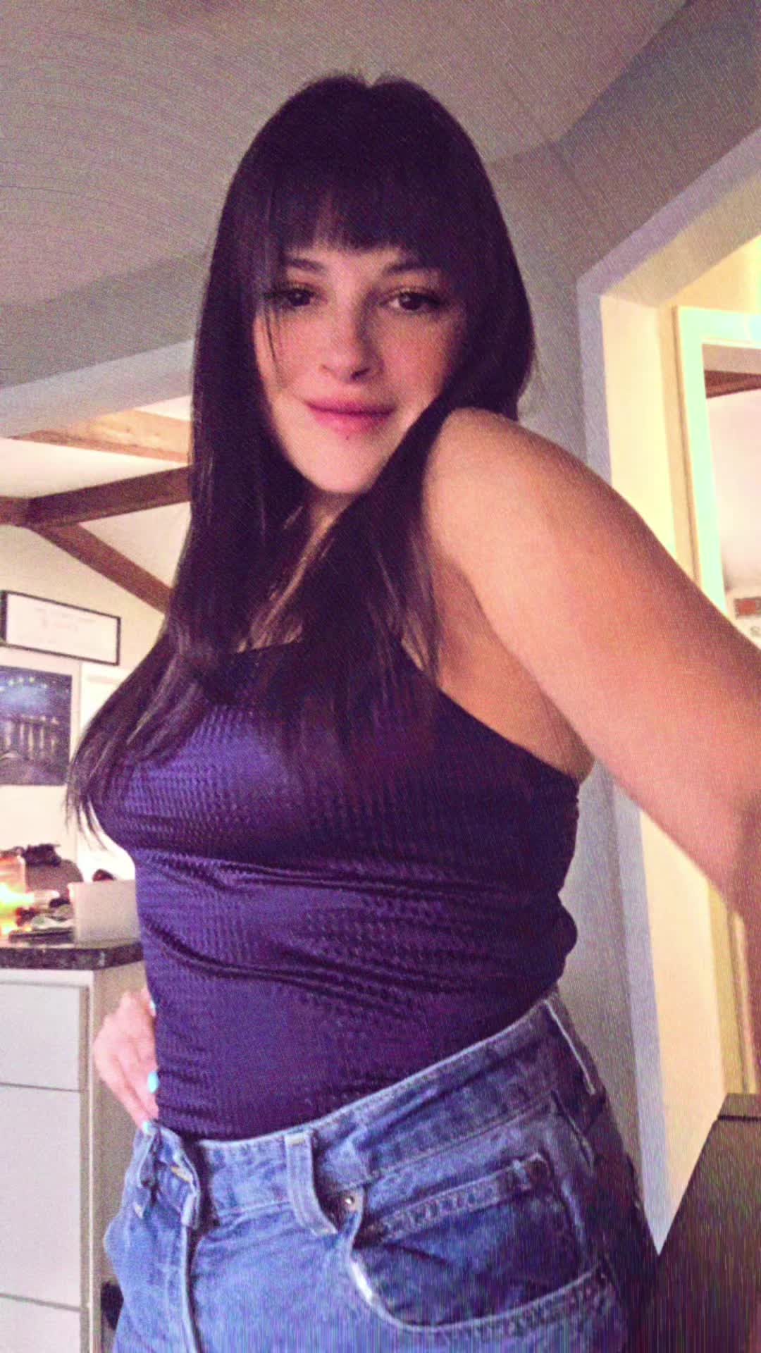 @LaSeñoraCastro