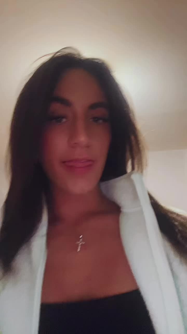 @giulianaafoltzz