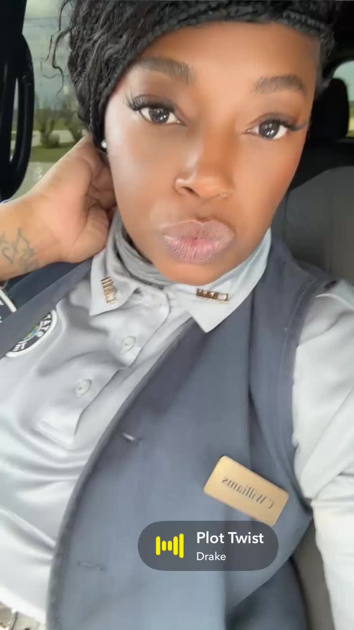 @Court_ney L. 🧚🏽