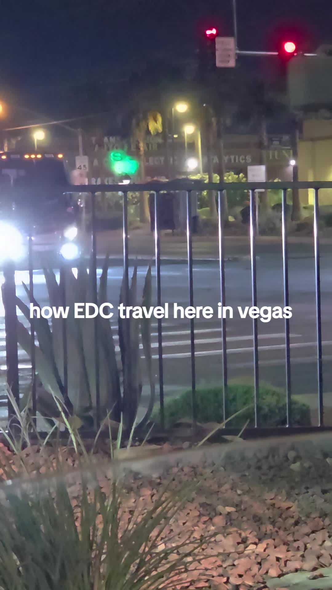 @La Dancing Cashier