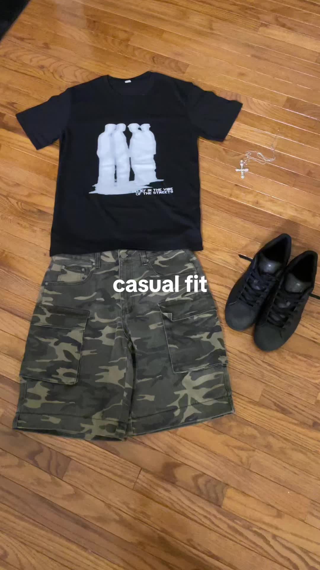 @✠