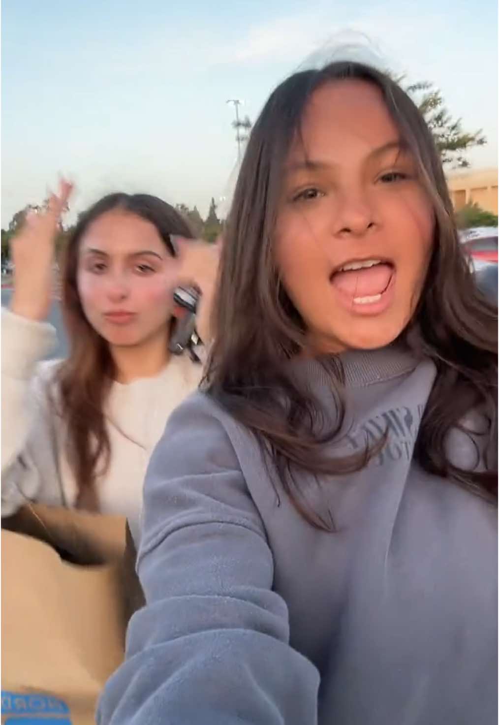 @angie