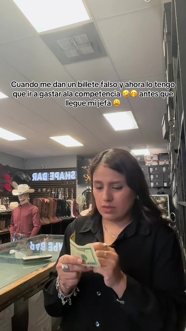 @Los potrillos western wear