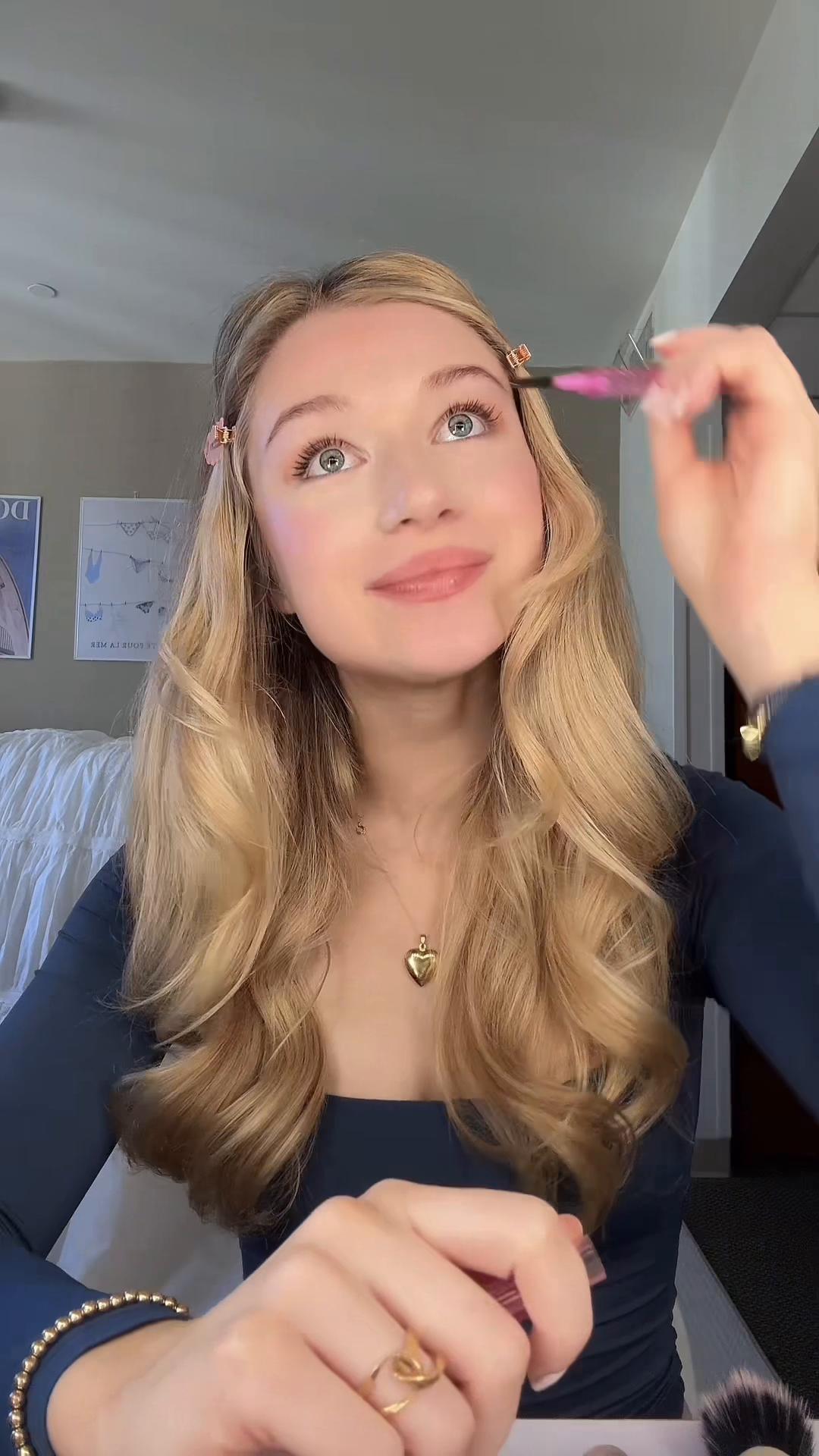 @Charlotte Elise