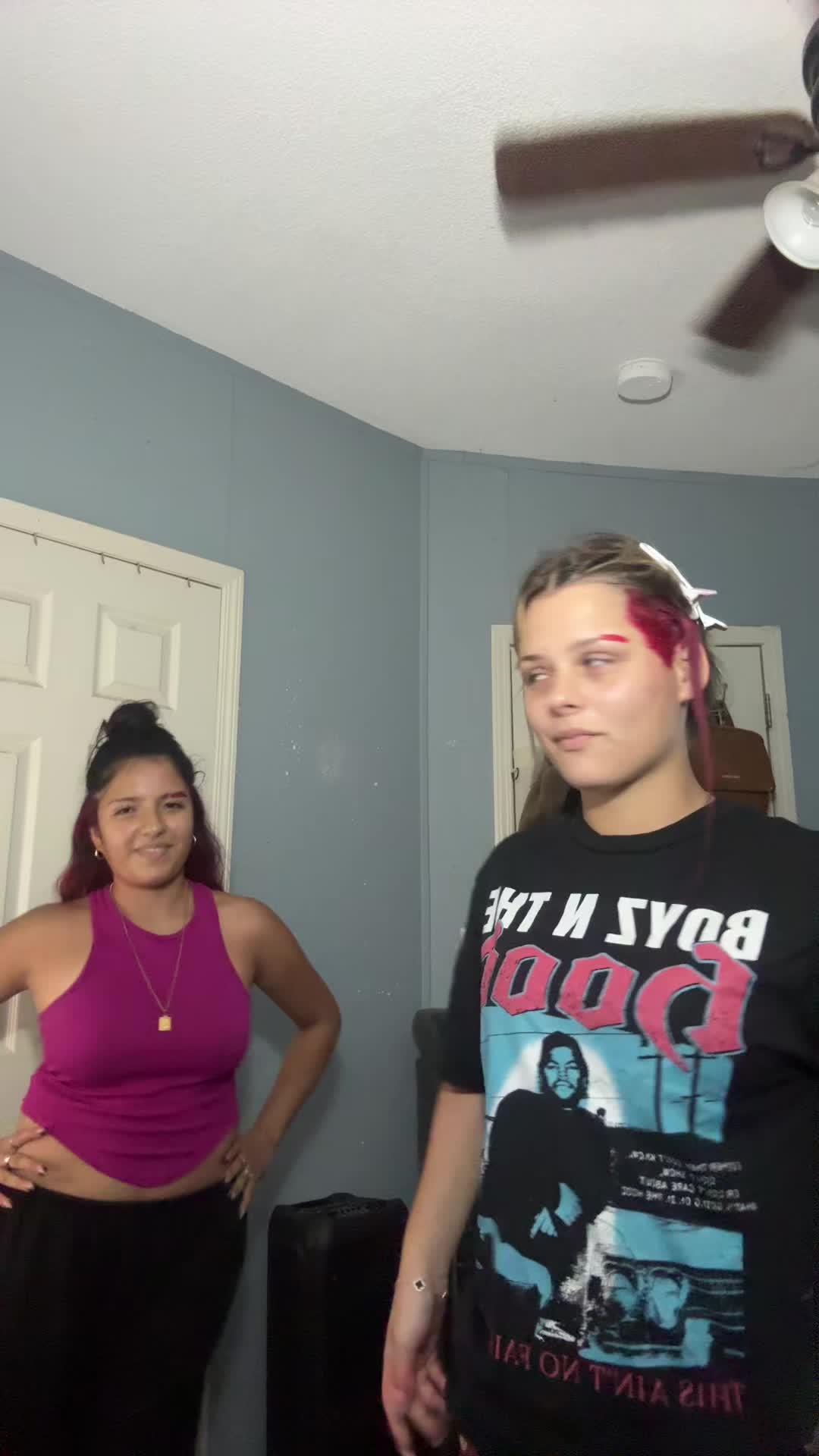 @<3