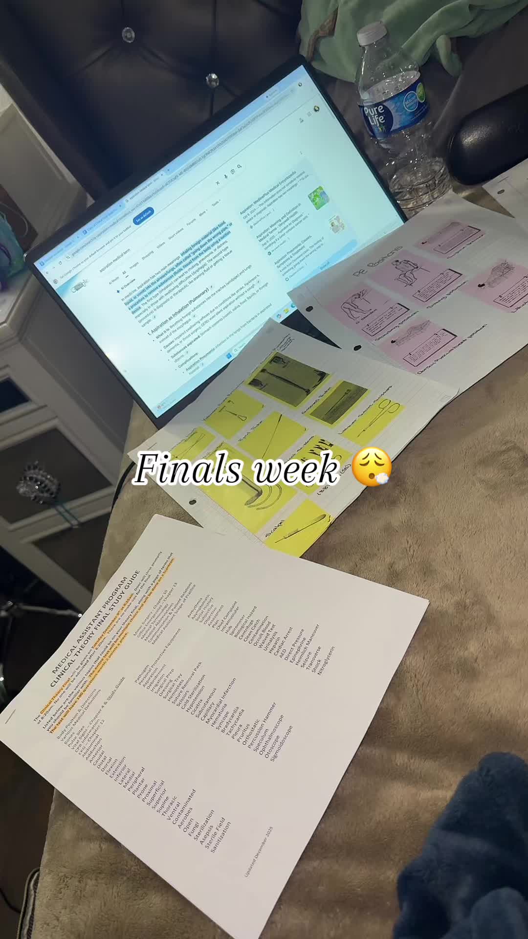 @ScrubsAndStudies👩🏽&zwj;⚕️📚