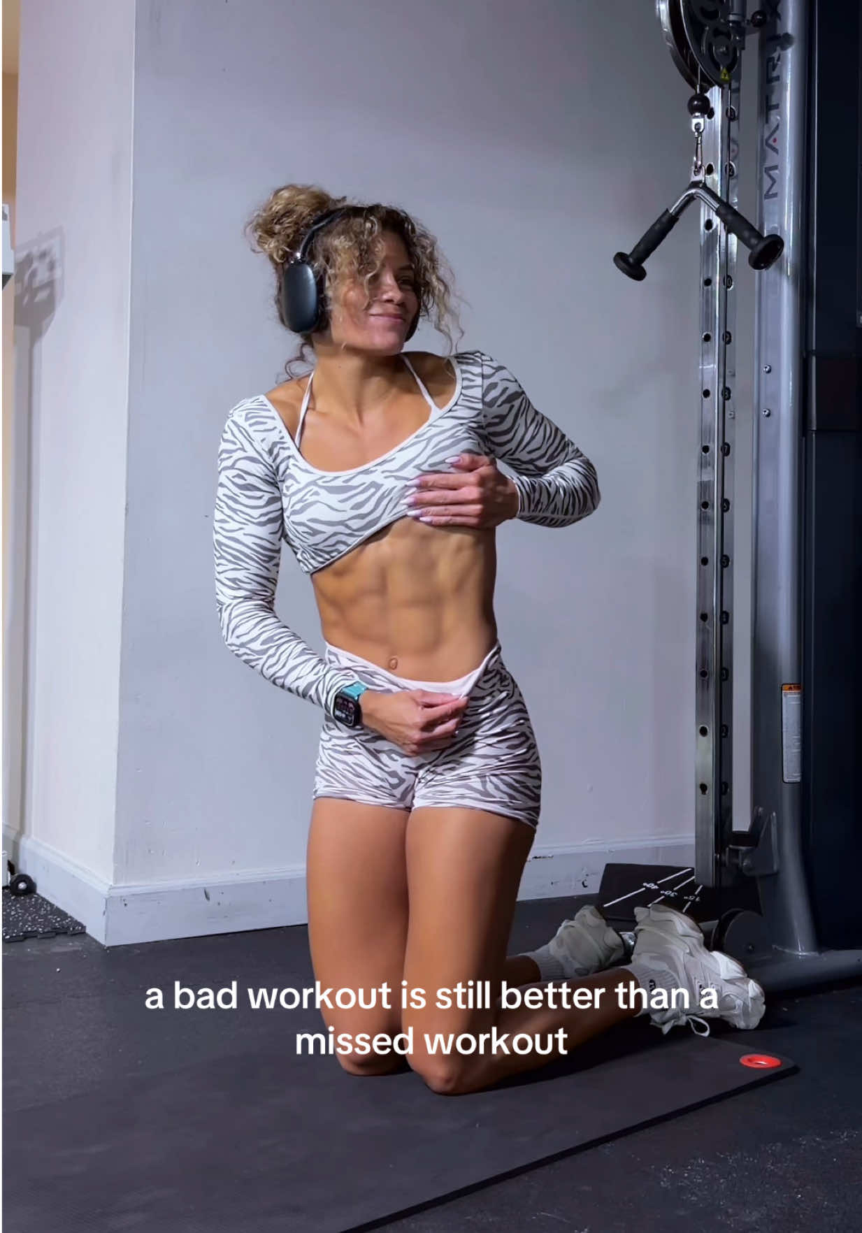 @SARA TESSA-LYNN VANAKEN
