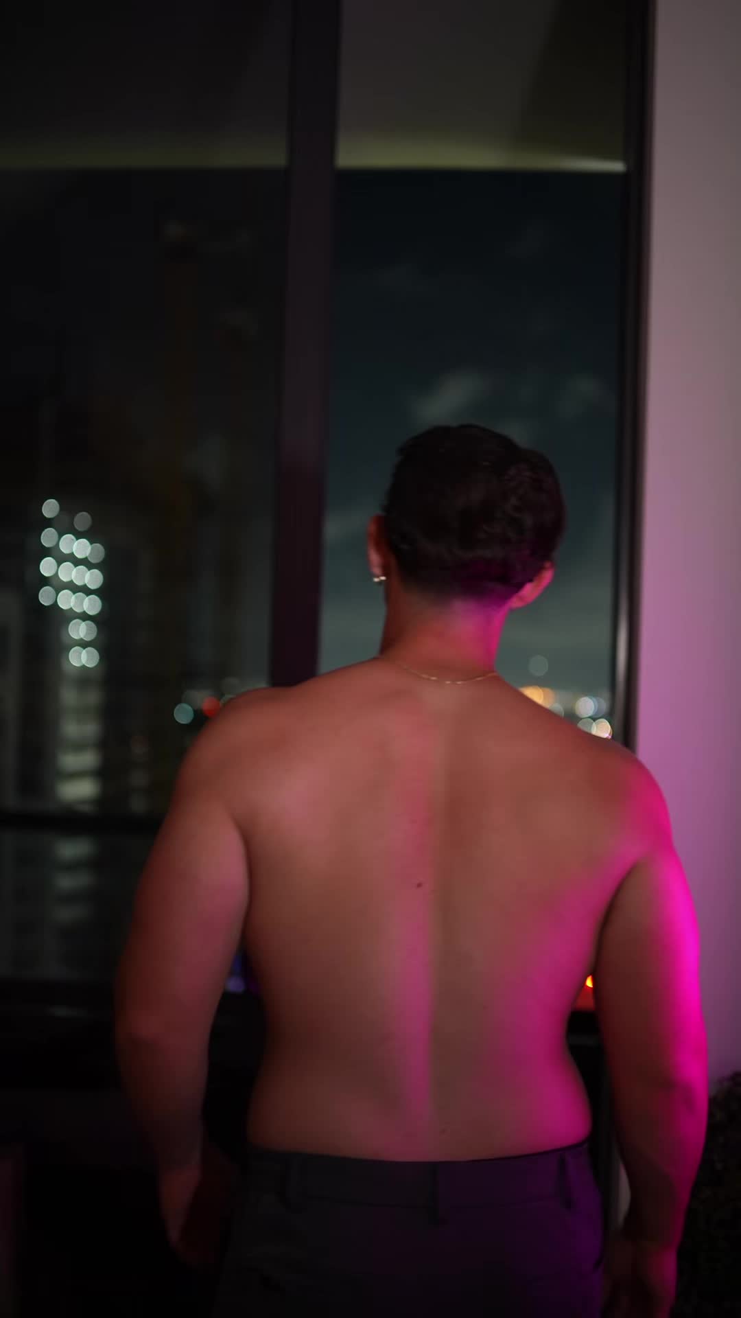 @Tonyaromas