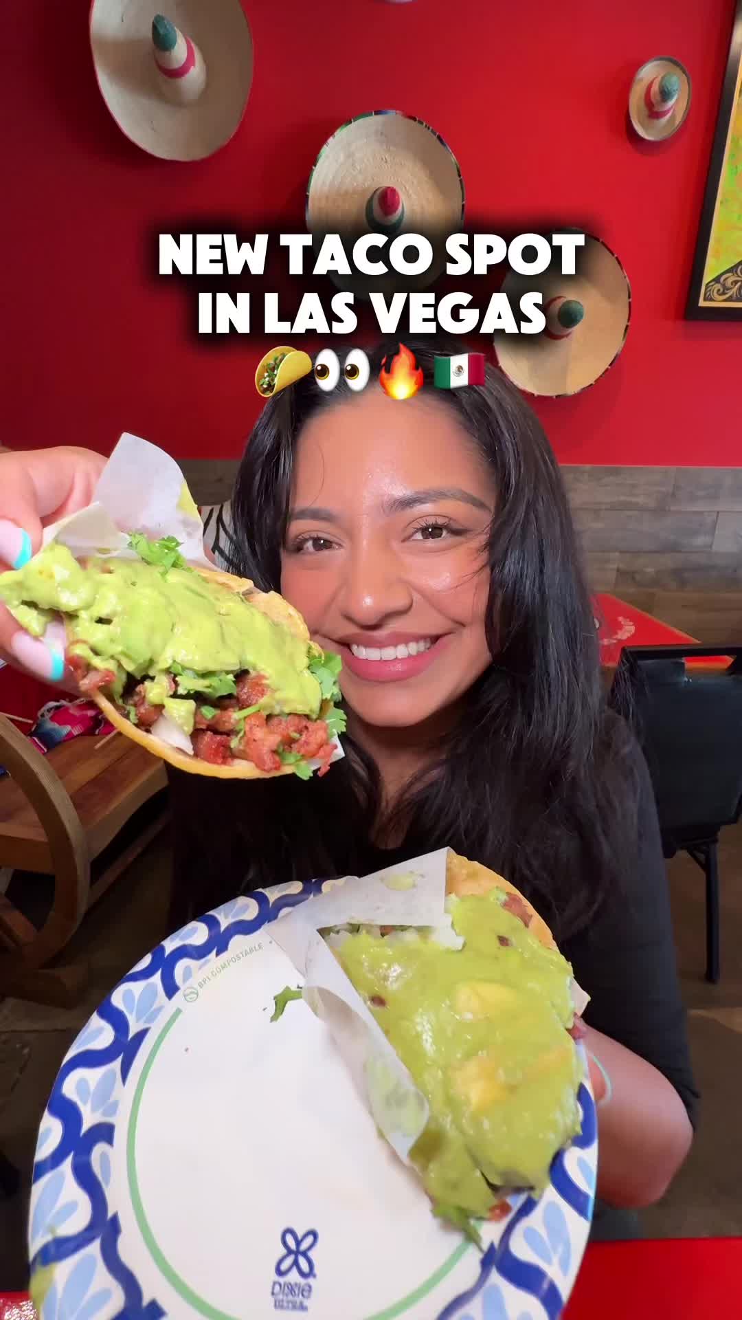 @LasVegasChicas