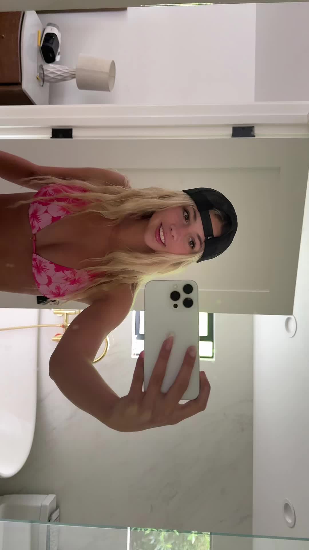 @spam😚