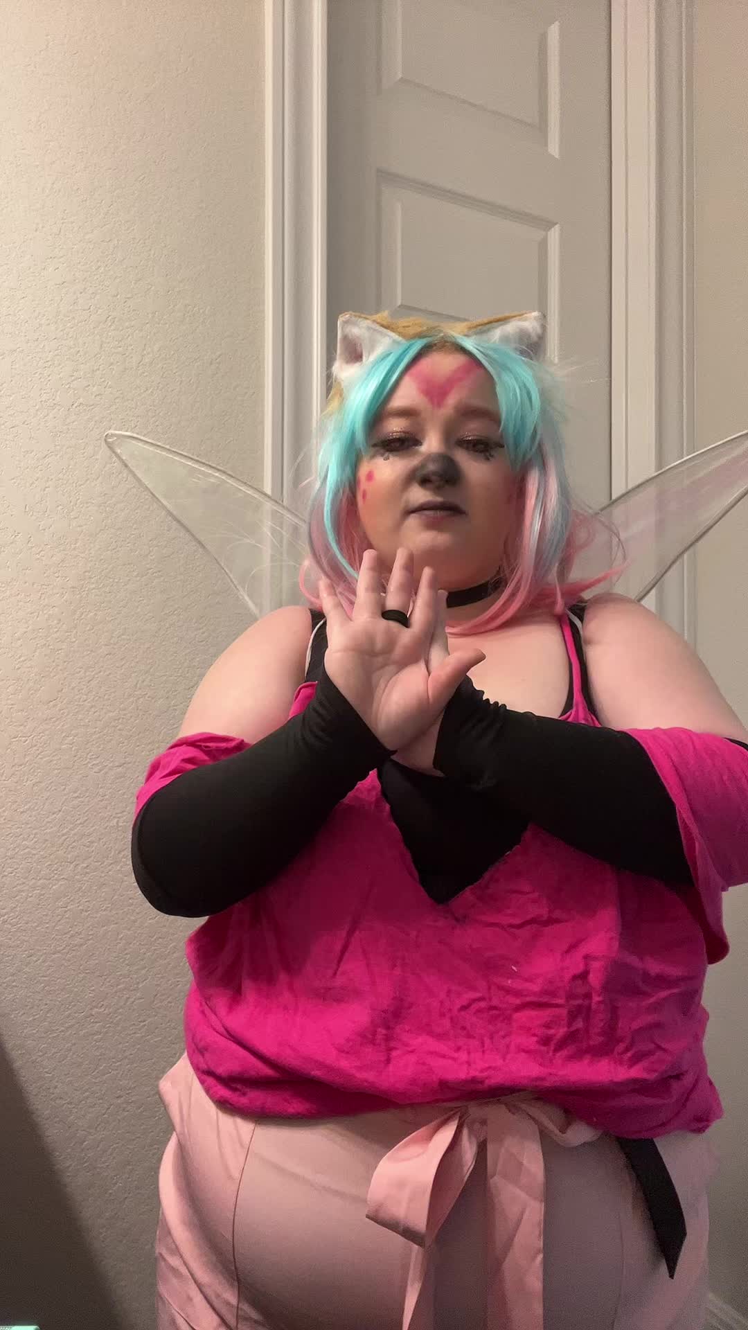 @Little_Red_Cosplay